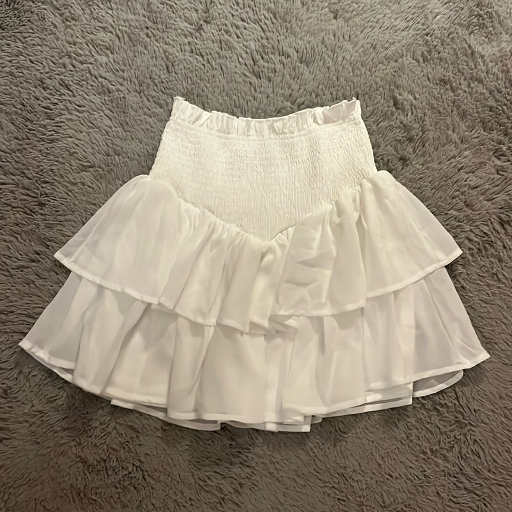 White Shein skirt